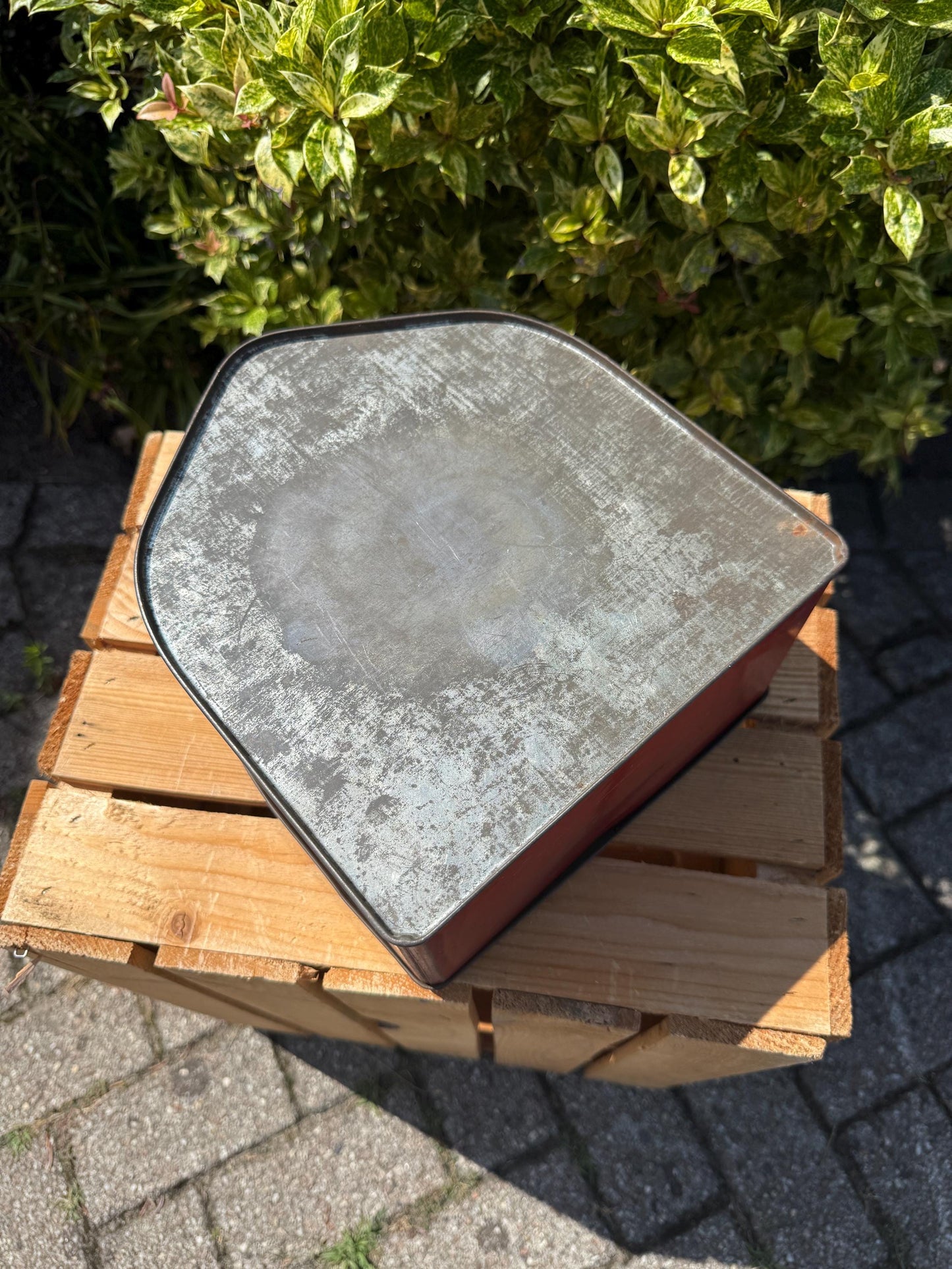 Vintage Tonnema Tin, King Pepermunt Advertising Box, Red Dutch Metal Container, Sneek Collectible Storage, Mid Century Packaging