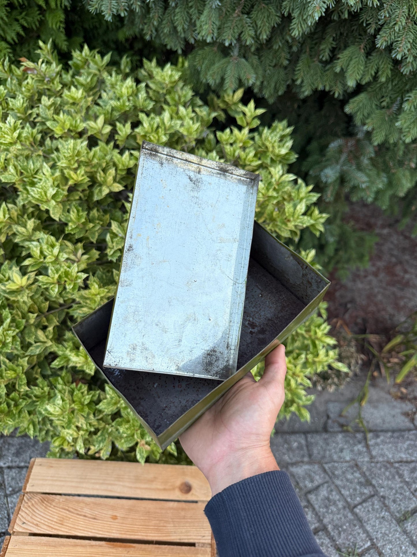 Vintage Verkade Tin, Art Deco Style Metal Storage Box, Nu Elck Syn Sin Collectible Dutch Advertising Tin, Antique Biscuit Cookie Canister