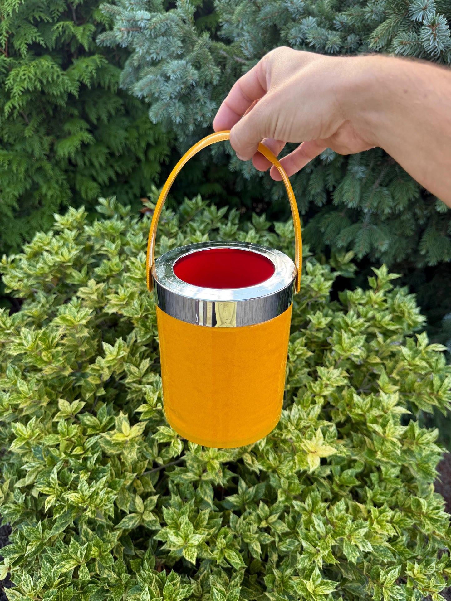 Small Vintage Yellow Ice Bucket With Handle, Red Interior Barware Container, Mid Century Drink Cooler, Retro Cocktail Party Bar Accessory