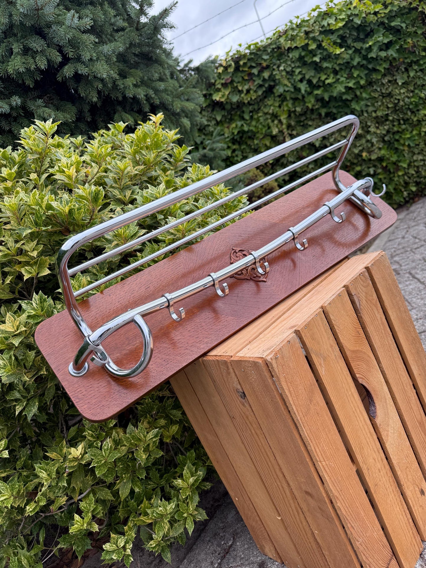 Vintage Wooden Wall Coat Rack with 7 Metal Hooks, Mid Century Hallway Organizer, Rustic Entryway Hanger, Retro Farmhouse Wall Storage