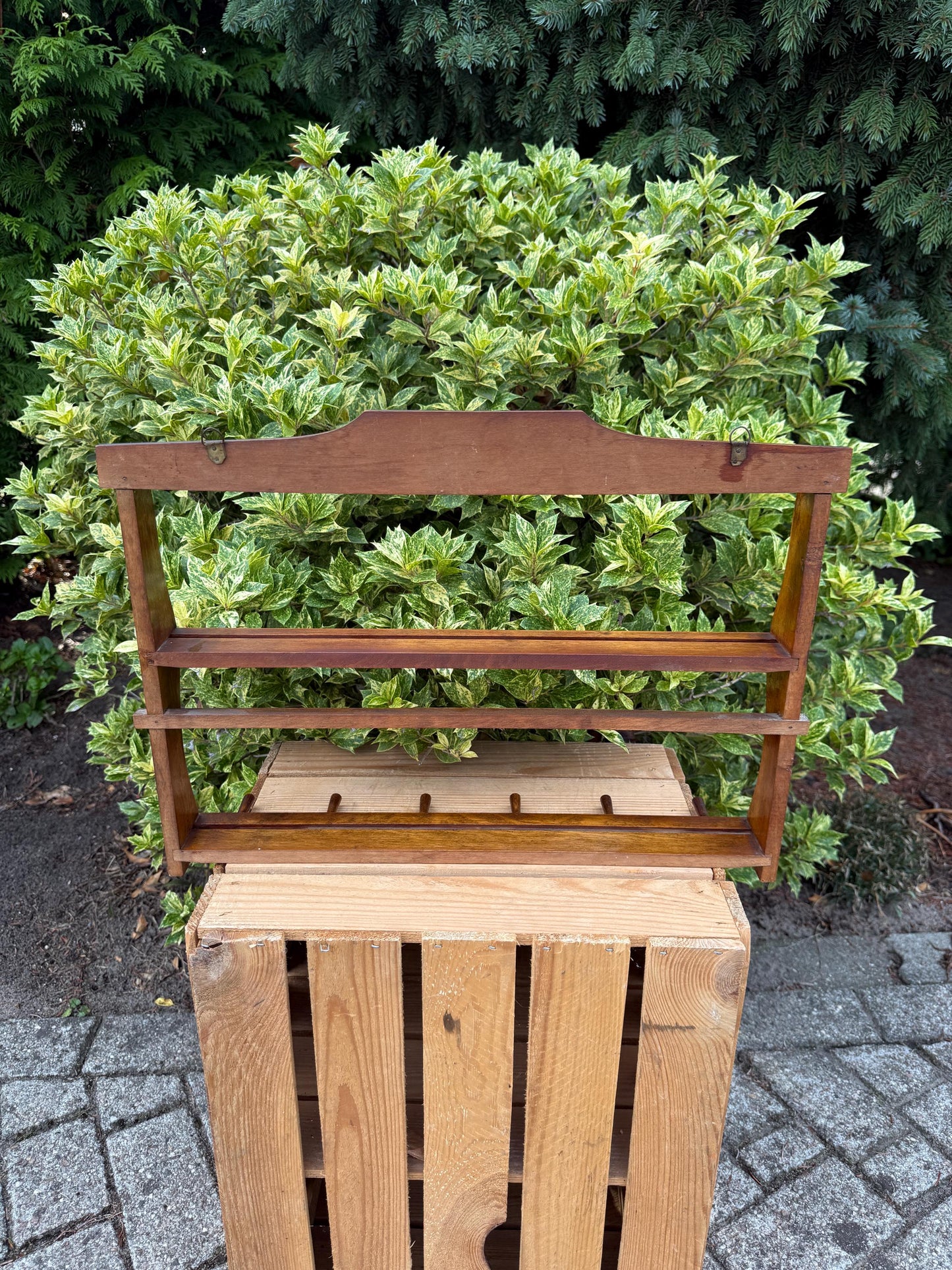 Vintage Wooden Wall Rack, Mug Holder with 6 Pegs, Spice Shelf, Plate Display, Rustic Kitchen Organizer, Farmhouse Hanging Storage