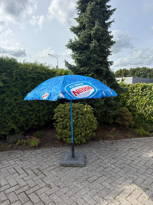Vintage Nestlé Ice Cream Umbrella, Blue Advertising Parasol, Retro Patio Umbrella, Terrace Umbrella, Beach Umbrella 1990s