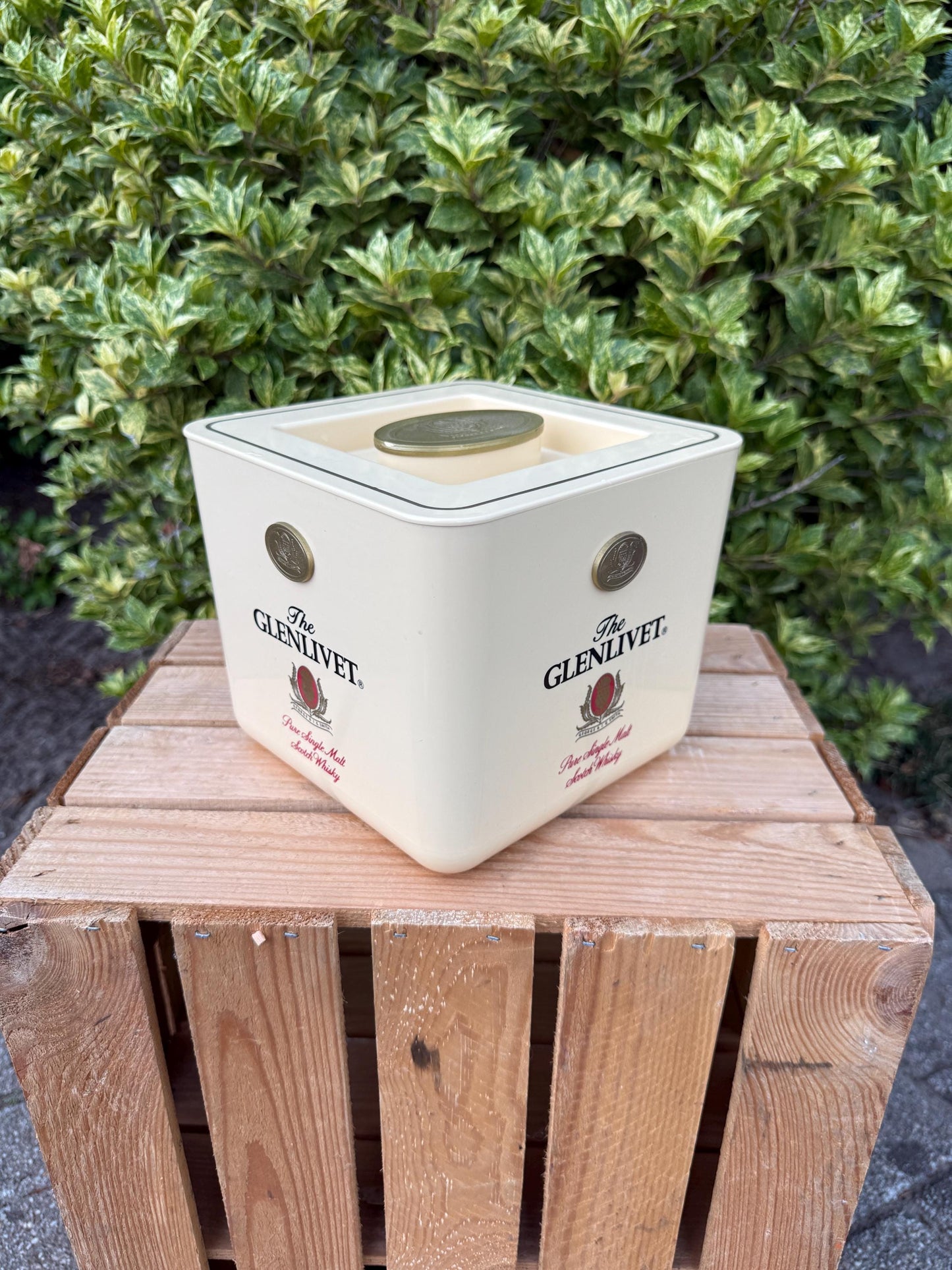 Vintage Glenlivet Ice Bucket, Whisky Barware, 1980s Cream Plastic Cooler with Medallion Logo, Scotch Advertising Collectible