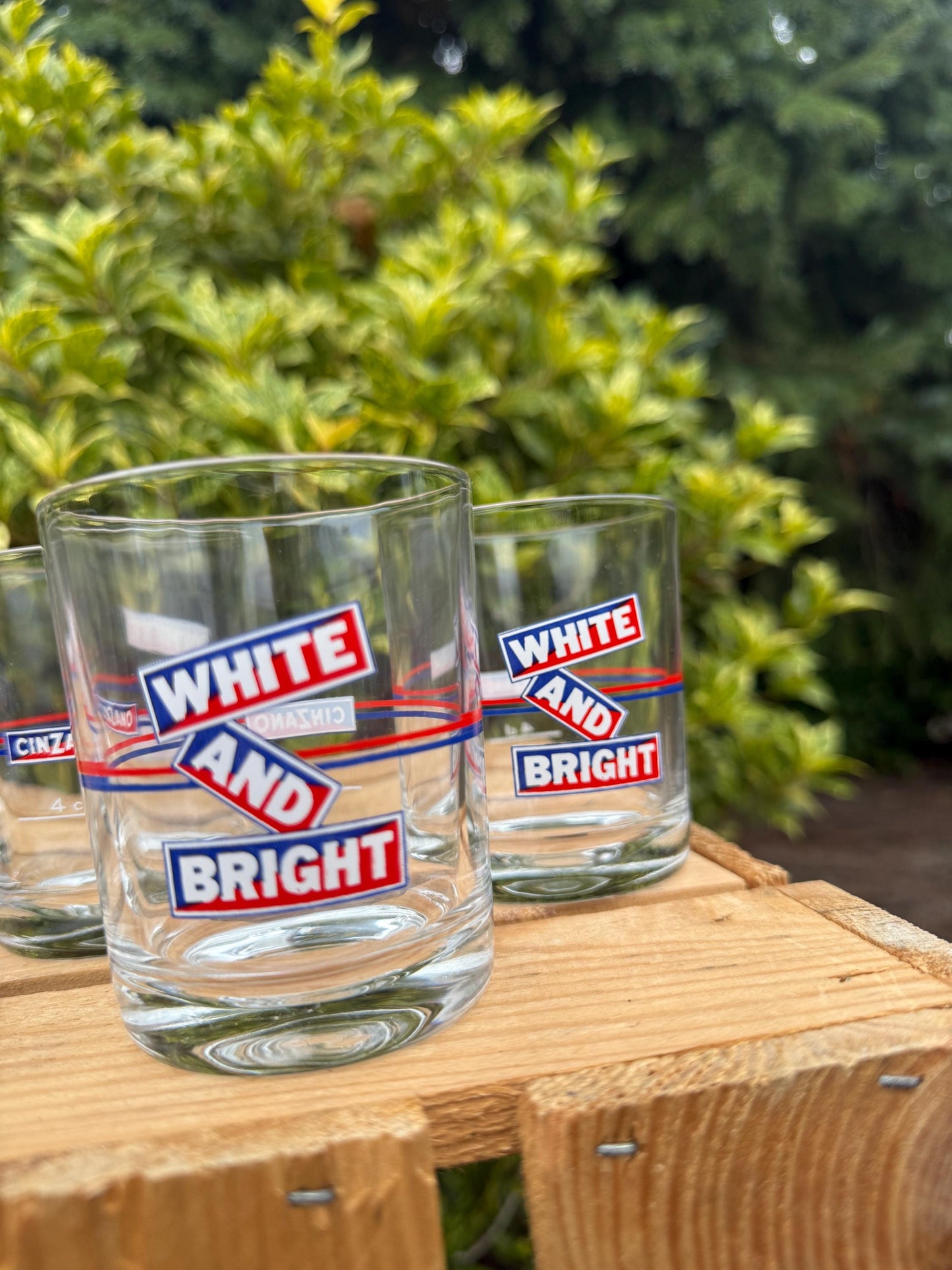 Vintage Cinzano White and Bright Glasses Set of 7, 6 + 1 Free, Italian Advertising Bar Glasses, 1970s Drinkware