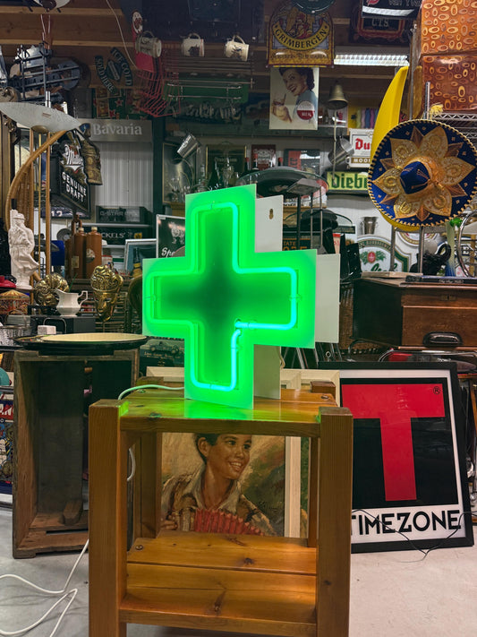 Vintage Green Cross Neon Sign, Apothecary Light, Pharmacy Wall Decor, Illuminated Medical Sign, Neon Cross Lamp