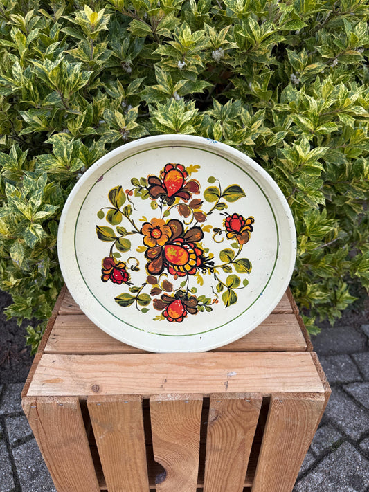 Vintage Metal Serving Tray, Floral Decorative Plate, Hand Painted Design, 1970s Kitchenware, Collectible Home Decoration