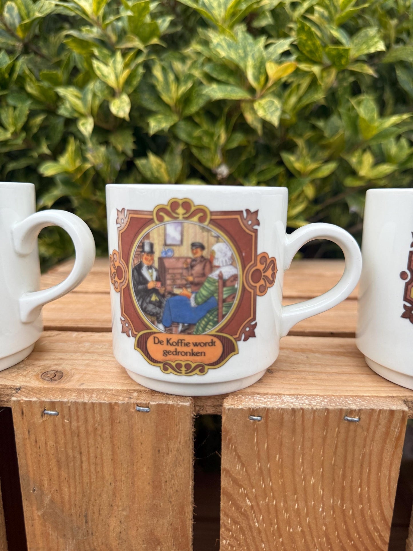 Vintage Dutch De Koffie Wordt Coffee Mugs