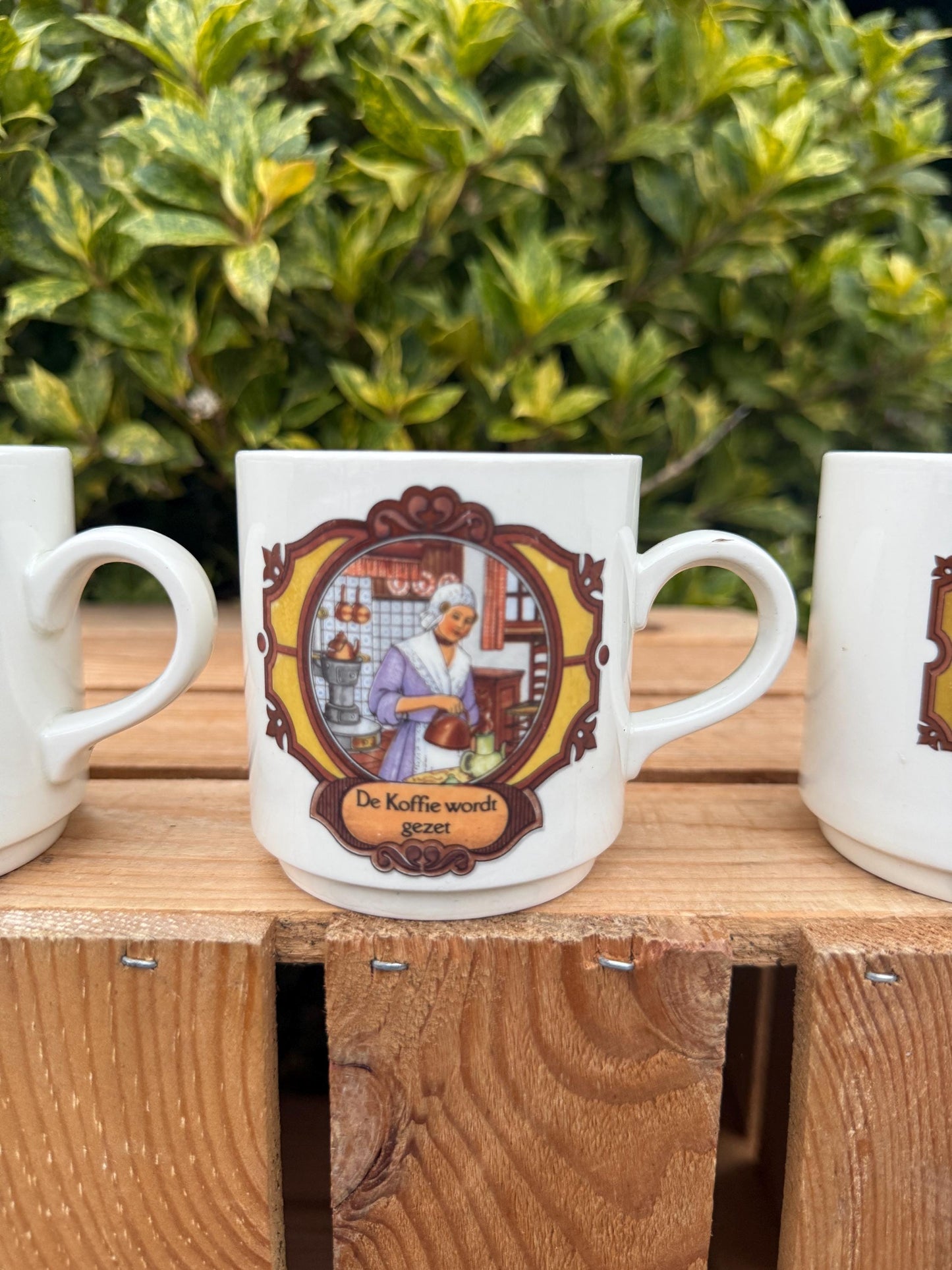 Vintage Dutch De Koffie Wordt Coffee Mugs