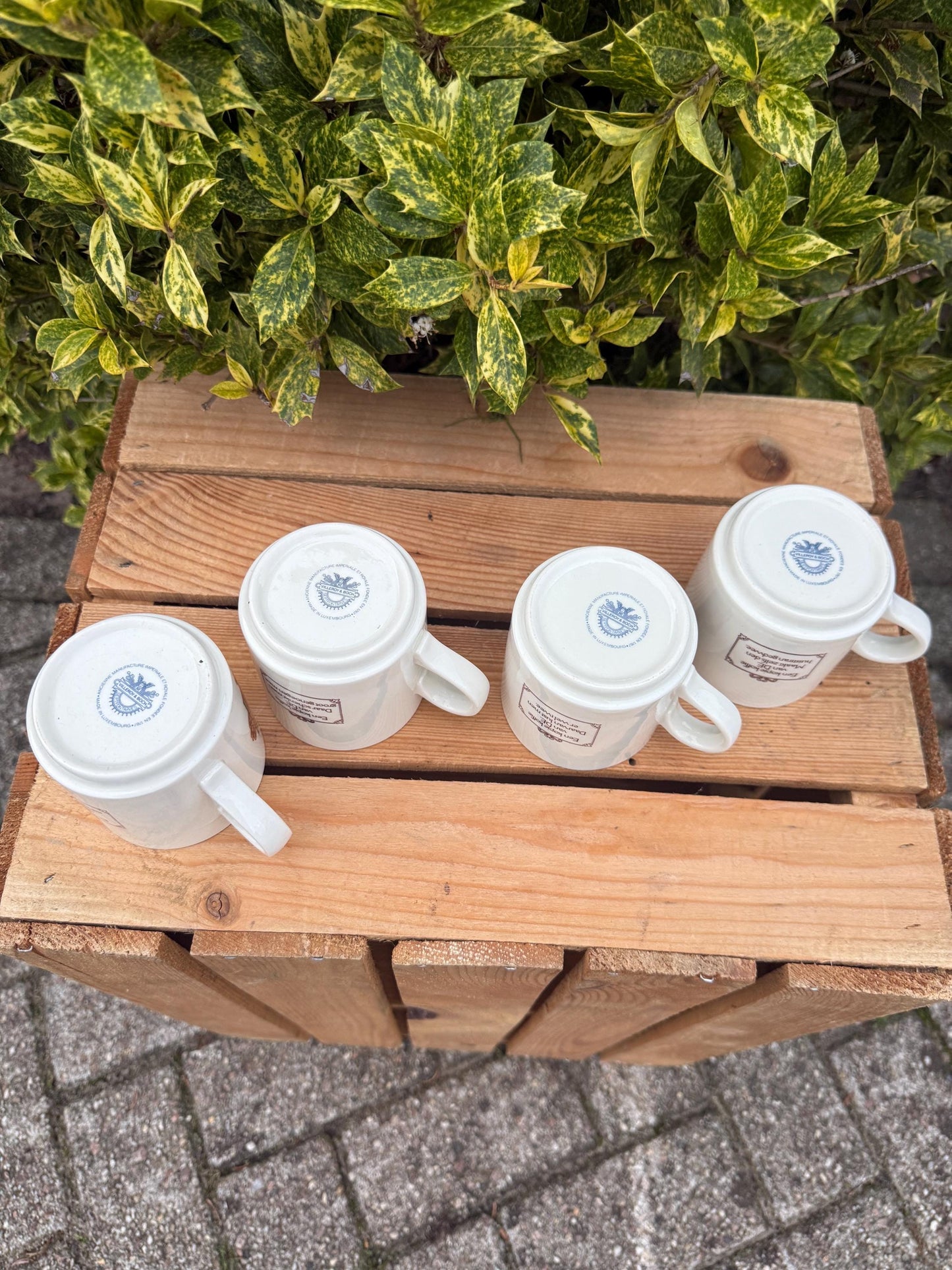 Vintage Dutch De Koffie Wordt Coffee Mugs