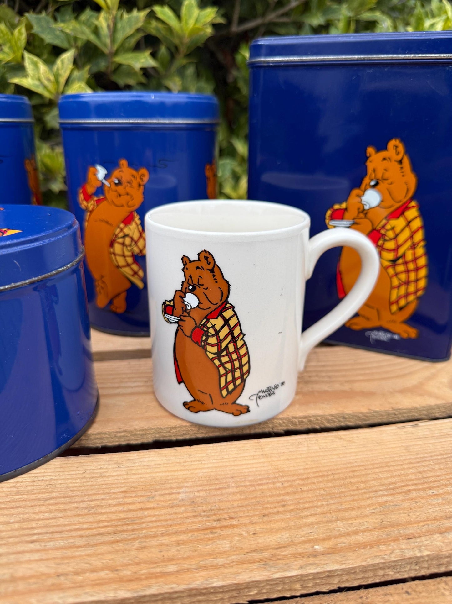 Vintage Olivier Bommel Tins And Mug